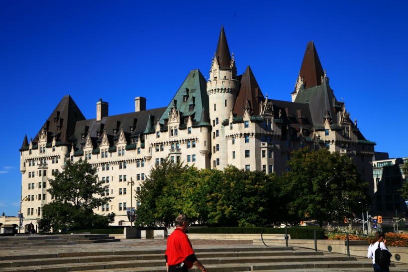点击大图看下一张：加拿大首府渥太华风景图片