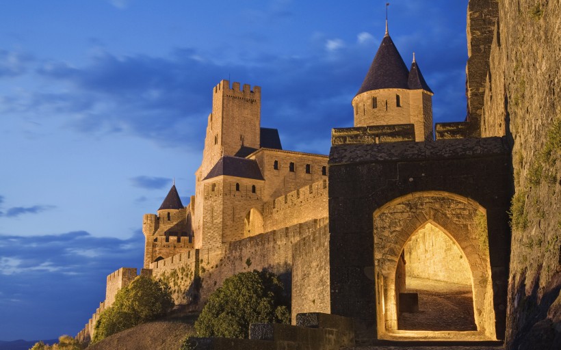 点击大图看下一张：欧洲美丽城堡图片