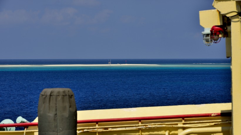 点击大图看下一张：美丽西沙群岛风景图片