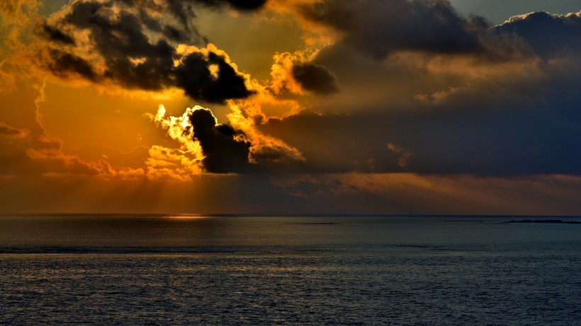 点击大图看下一张：美丽西沙群岛风景图片