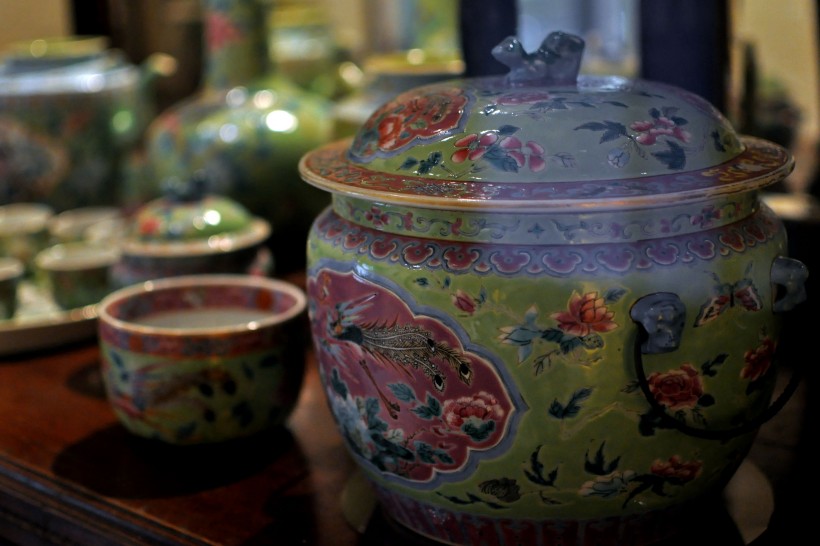 点击大图看下一张：新加坡土生文化馆内部陈列图片