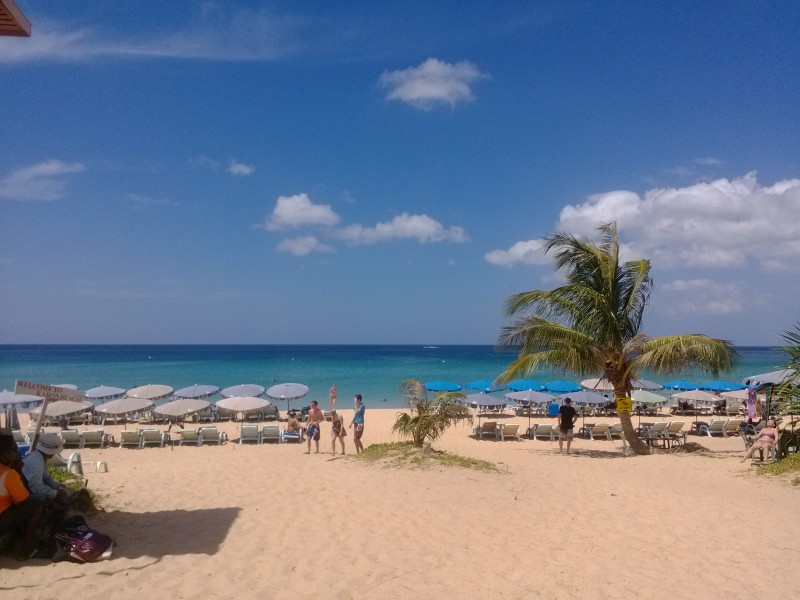 点击大图看下一张：泰国皮皮岛风景图片