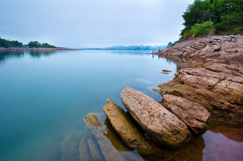 点击大图看下一张：浙江千岛湖风景图片