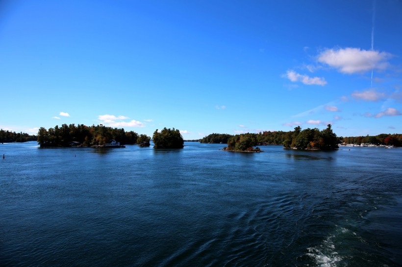 点击大图看下一张：加拿大加东千岛群岛之千岛湖风景图片