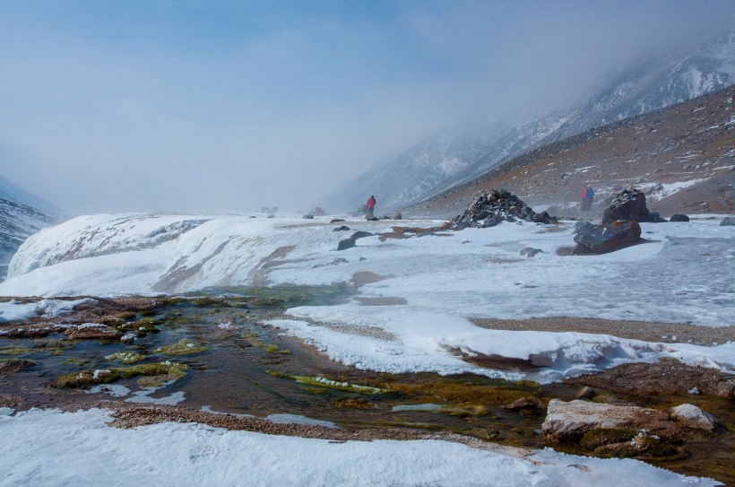 点击大图看下一张：青海祁连山冰雪风景图片