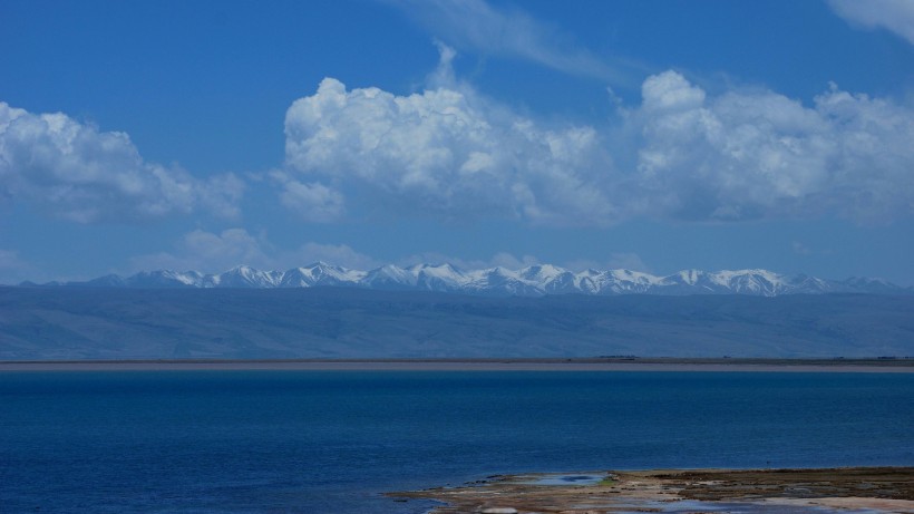 点击大图看下一张：青海湖风景图片