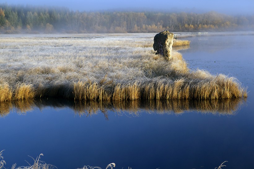 点击大图看下一张：内蒙古七星湖风景图片