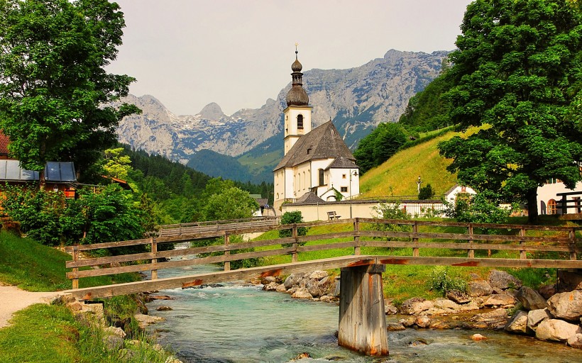 点击大图看下一张：德国最美的乡村拉姆绍小镇风景图片