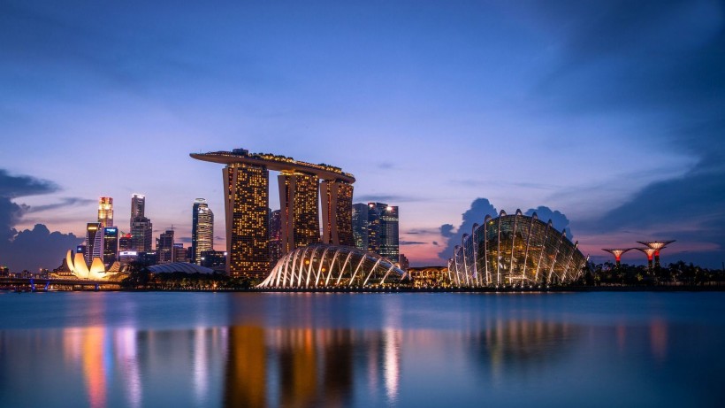 点击大图看下一张：新加坡城市建筑风景图片