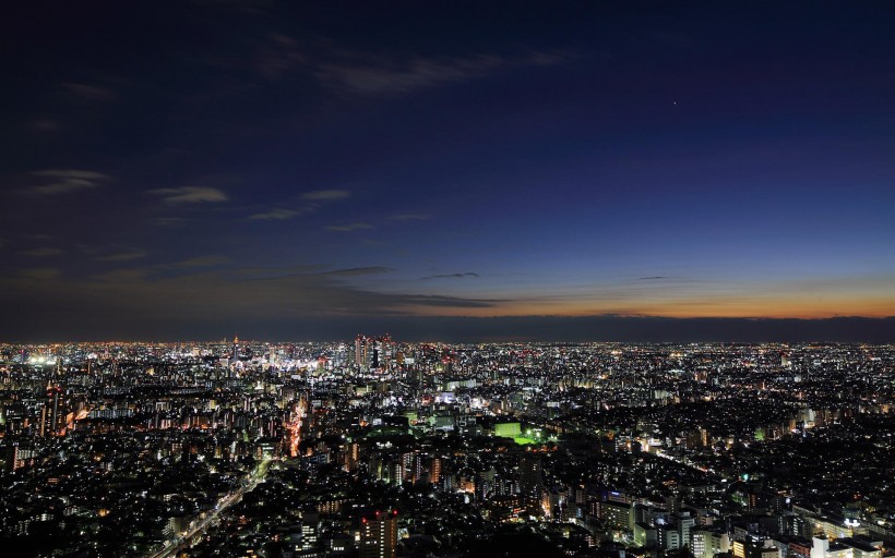 点击大图看下一张：日本视觉奇幻风景图片