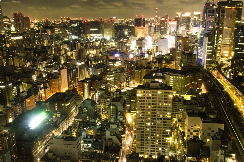 点击大图看下一张：日本东京的夜景图片