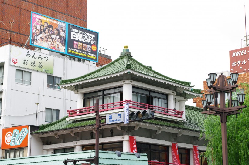 点击大图看下一张：日本浅草寺的图片