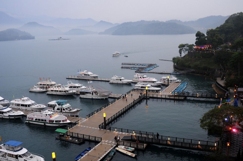点击大图看下一张：台湾日月潭“水社”码头图片