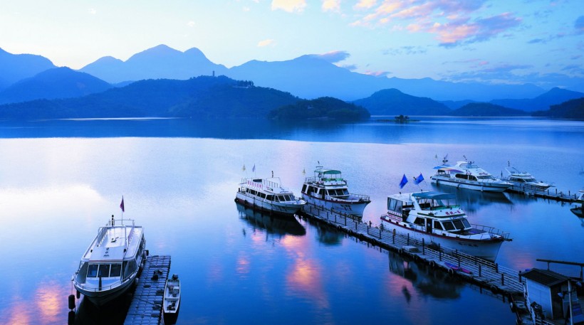 点击大图看下一张：台湾日月潭“水社”码头图片