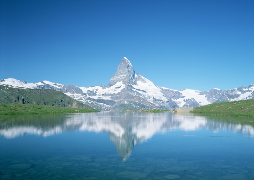 点击大图看下一张：瑞士建筑风景图片