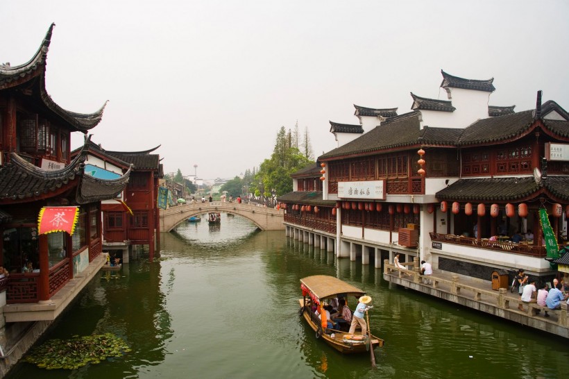 点击大图看下一张：上海七宝镇图片