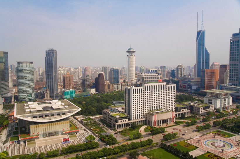 点击大图看下一张：上海人民广场图片