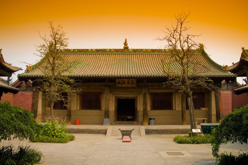 点击大图看下一张：山西双林寺图片