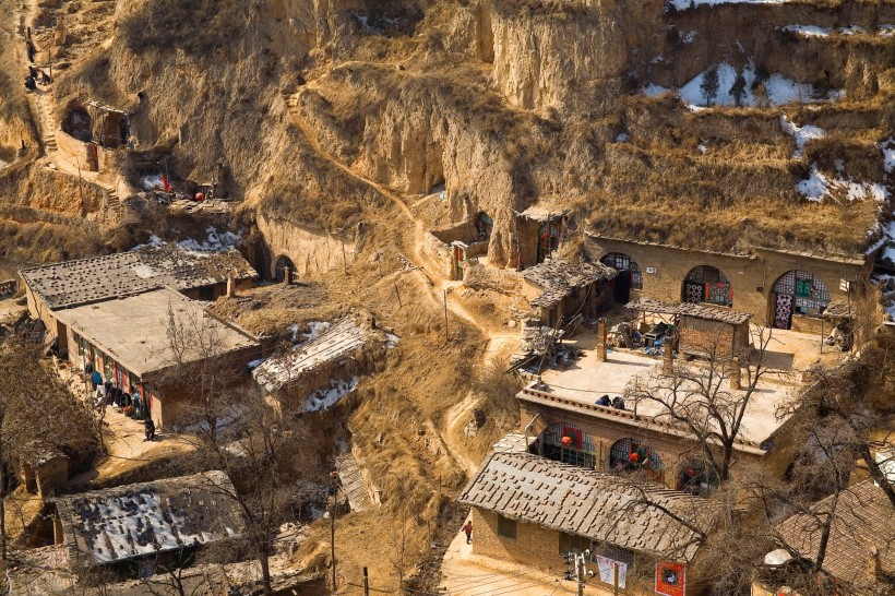 点击大图看下一张：陕西延安民居图片