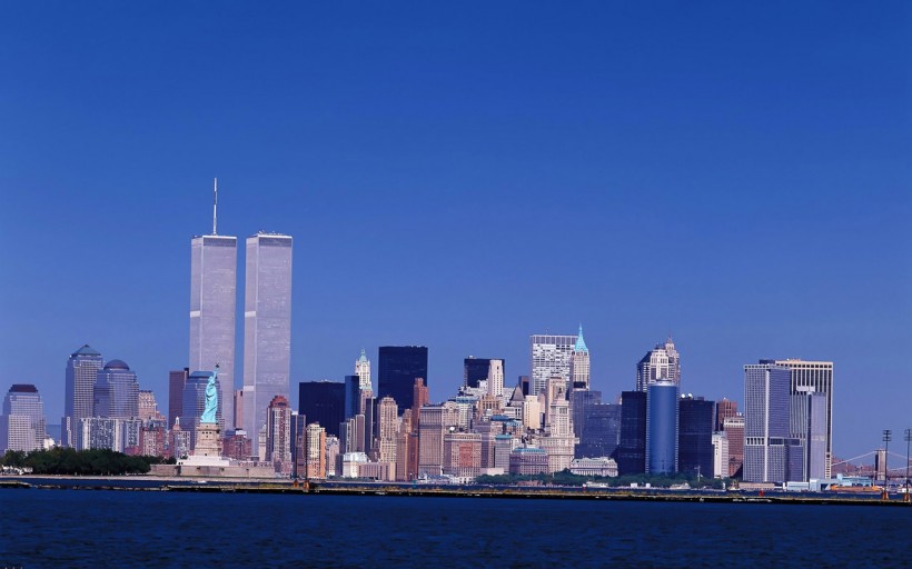点击大图看下一张：美国世贸大厦图片