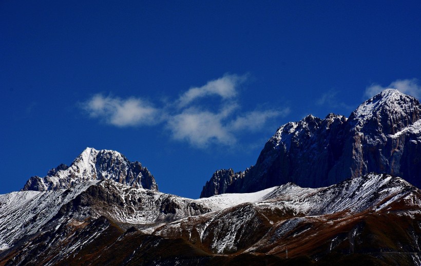 点击大图看下一张：四川川西高原风景图片