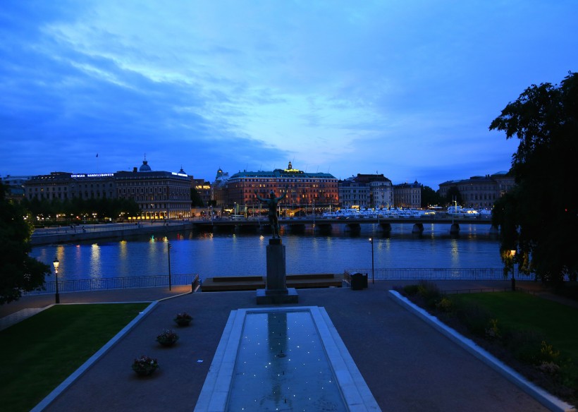 点击大图看下一张：瑞典首都斯德哥尔摩风景图片