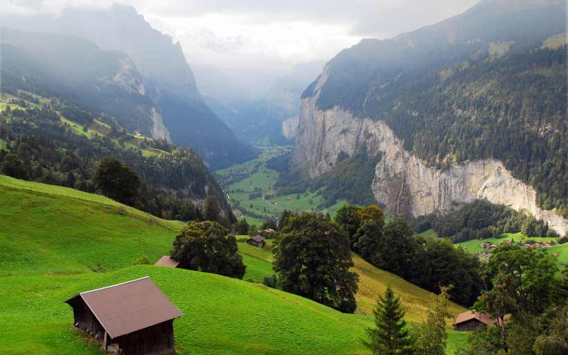 点击大图看下一张：瑞士风景图片