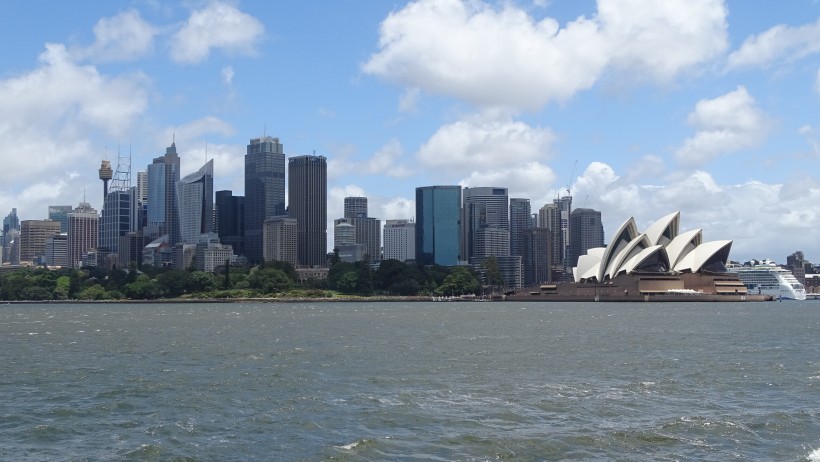 点击大图看下一张：不同视角的悉尼歌剧院图片