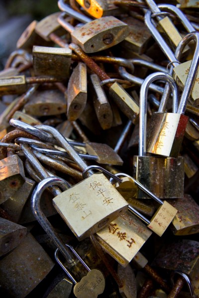 点击大图看下一张：泰安泰山图片