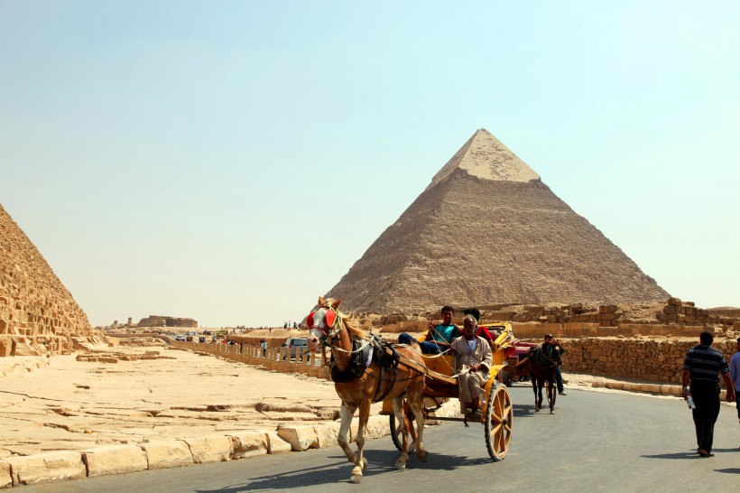 点击大图看下一张：埃及风景图片