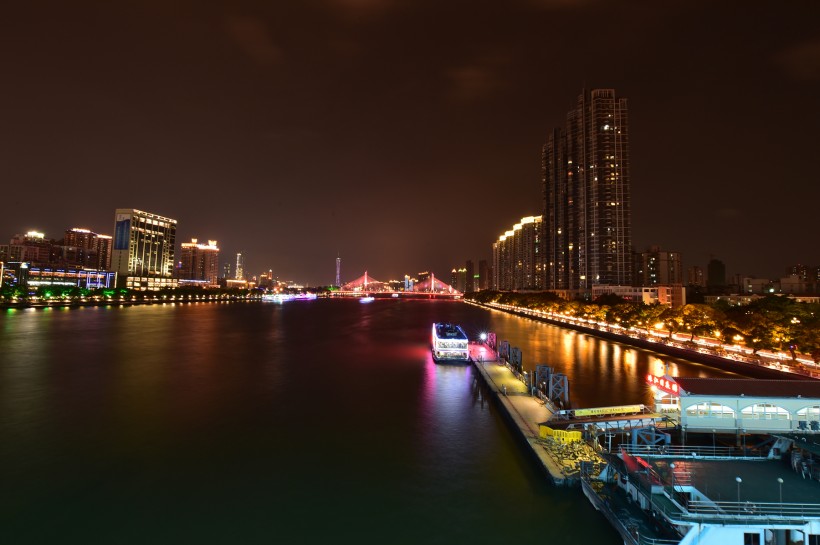 点击大图看下一张：广州珠江夜色图片