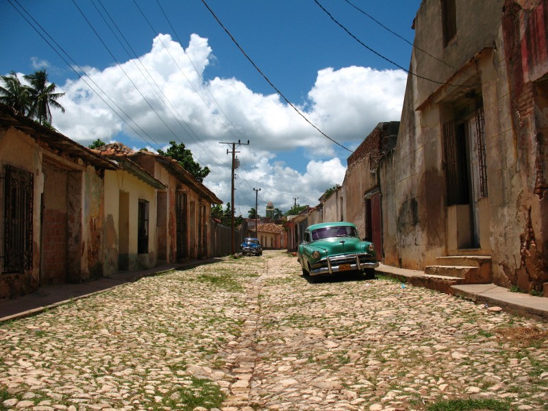 点击大图看下一张：古巴城市街景图片