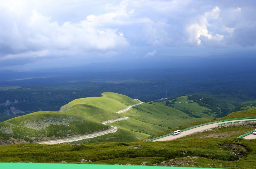 点击大图看下一张：吉林省长白山天池风景图片