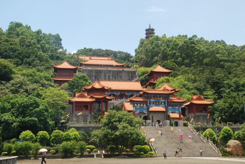 点击大图看下一张：广东广州天后宫风景图片