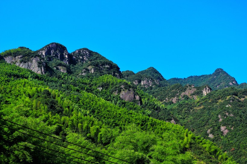 点击大图看下一张：浙江天脊龙门风景图片