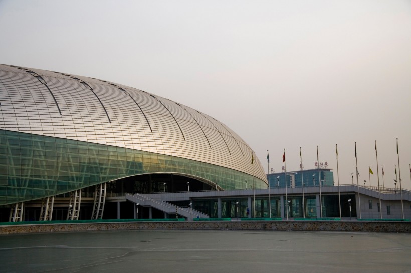 点击大图看下一张：天津奥林匹克中心图片