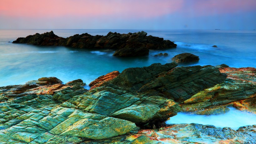点击大图看下一张：海南天涯海角晨曦风景图片