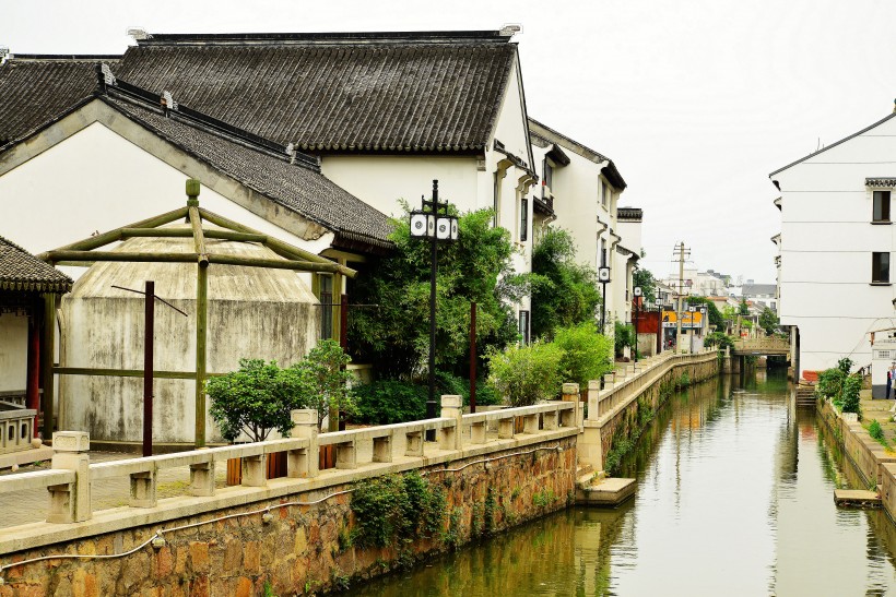 点击大图看下一张：江苏苏州同里古镇风景图片