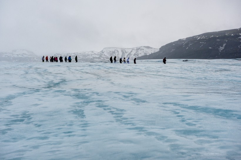 点击大图看下一张：冰岛瓦特纳冰川风景图片