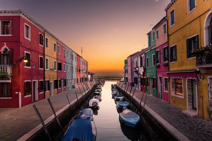 点击大图看下一张：意大利威尼斯城市风景图片