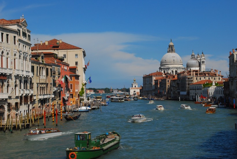 点击大图看下一张：意大利威尼斯水城风景图片
