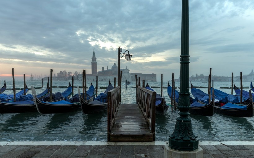 点击大图看下一张：威尼斯水城风景图片