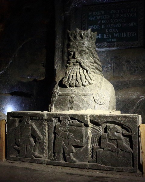 点击大图看下一张:波兰维利奇卡盐矿风景图片