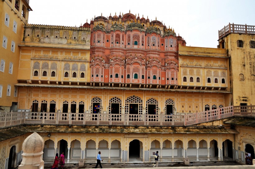 点击大图看下一张：印度风之宫殿风景图片