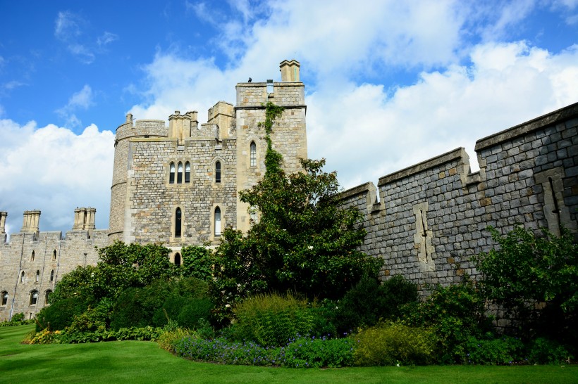 点击大图看下一张：英国温莎城堡风景图片