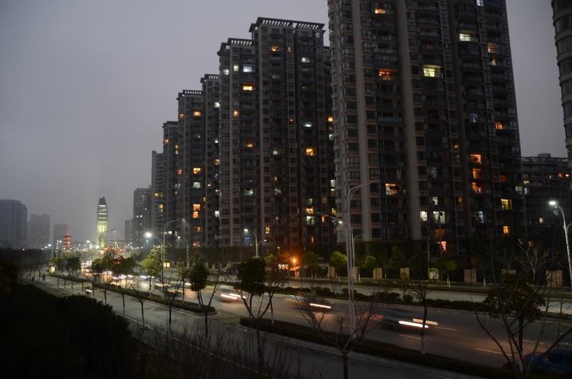 点击大图看下一张：安徽芜湖夜景图片