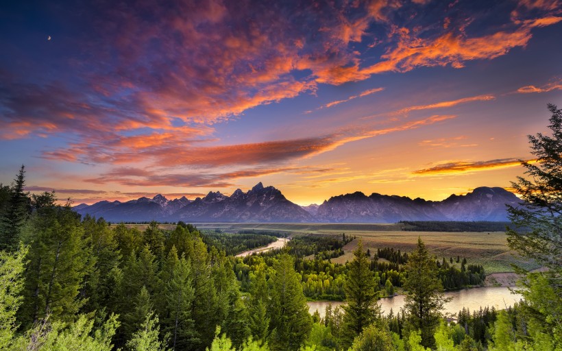 点击大图看下一张：美国怀俄明州自然风景图片
