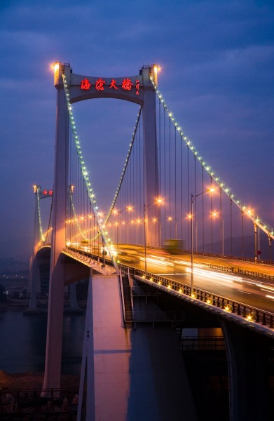 点击大图看下一张：厦门海沧大桥图片