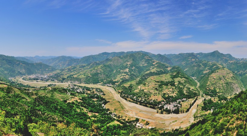点击大图看下一张：陕西西安风景图片