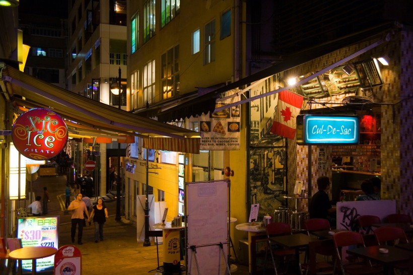 点击大图看下一张：香港兰桂坊图片